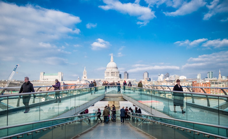 LONDON: Od samo 36 eura povratne iz Zadra u 2019. godini! 2 bridge city england 34629