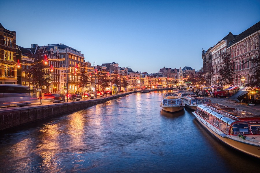 amsterdam canal 5488271 1280