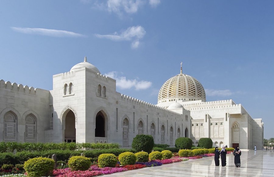oman sultan qaboos grand mosque gee18101dc 1280