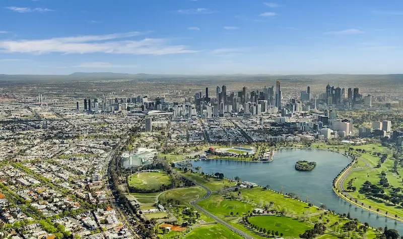 AUSTRALIJA: 700 eura povratne aviokarte za Melbourne iz Budimpešte! 2 aviokarte za melbourne putovanje u australia 2024