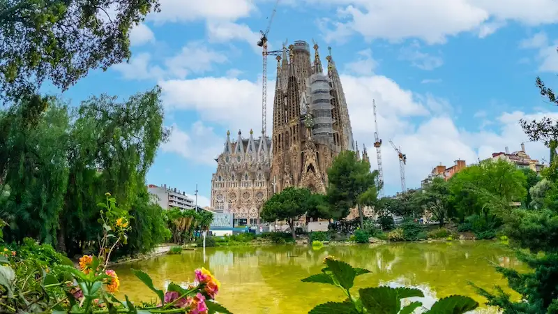 sagrada familia barcelona