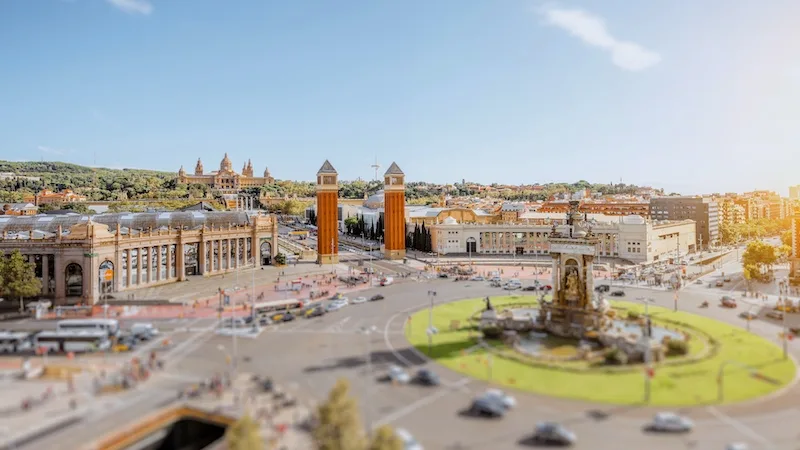 Barcelona - pogled na grad. Aviokarte za putovanje.
