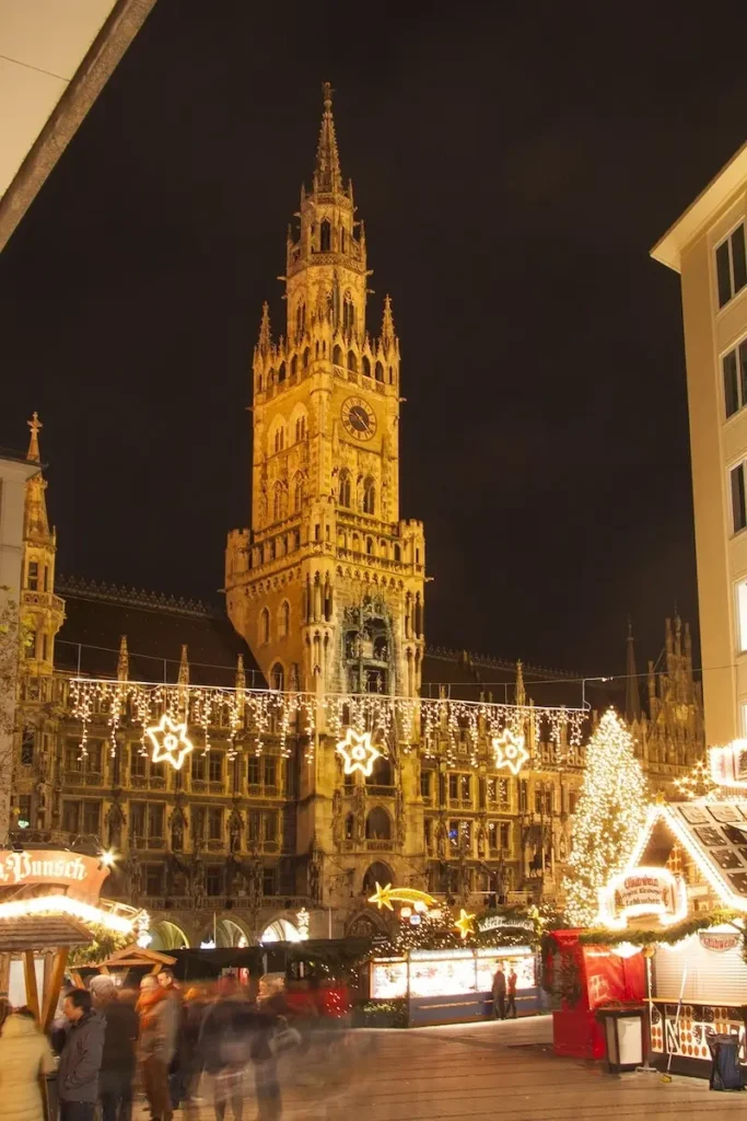 Božićni sajam u Münchenu 2025. – sve informacije za posjetitelje iz Hrvatske 6 gradska vjecnica munchen advent 68853 1280