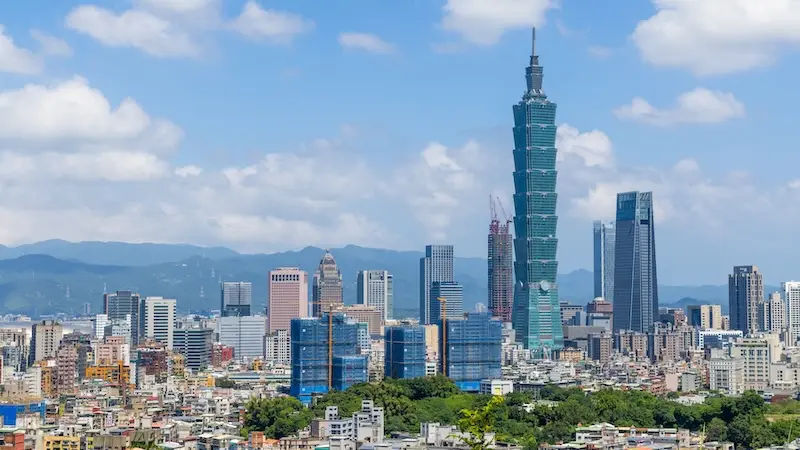 TAJVAN: Odlične cijene direktnih letova za Taipei! Polasci iz Beča! 2 Panorama Taipeija s neboderom Taipei 101 – Tajvan
