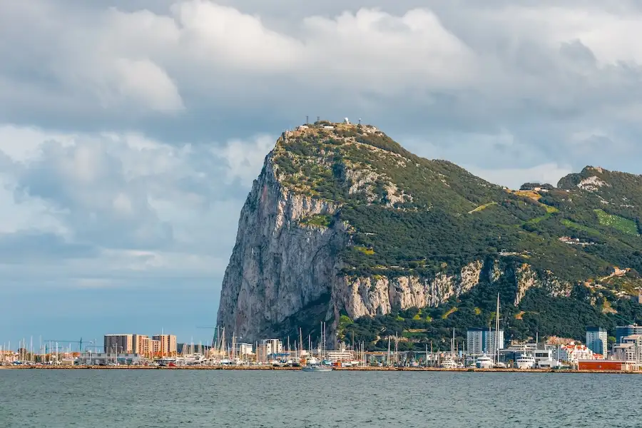 Gibraltar iz Malage: što nova pravila na granici znače za putnike iz Hrvatske 4 Stijena Gibraltar - pogled s morske strane