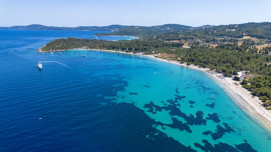 SOLUN: Termini u kolovozu i rujnu! Prilike za ljetovanje u Grčkoj i na Halkidikiju 2 port glarokavos halkidiki