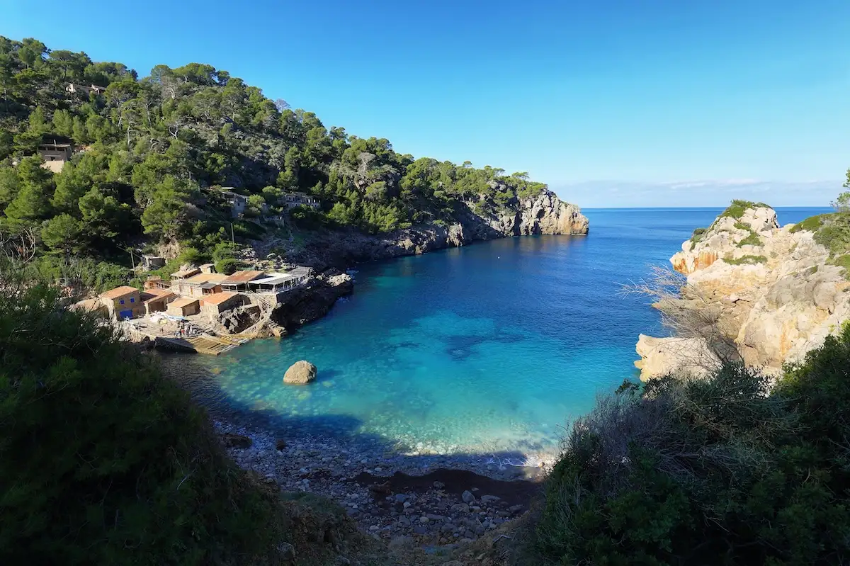 Cala Deià na zapadnoj obali Mallorce