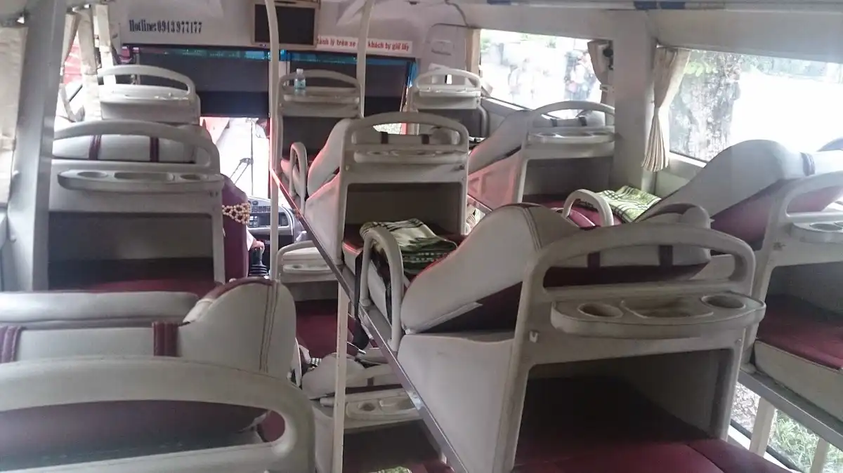 Koliko košta putovanje u Vijetnam? Cijene i realan budžet 6 Sleeper bus u Vijetnamu – noćni autobus za putovanje između gradova